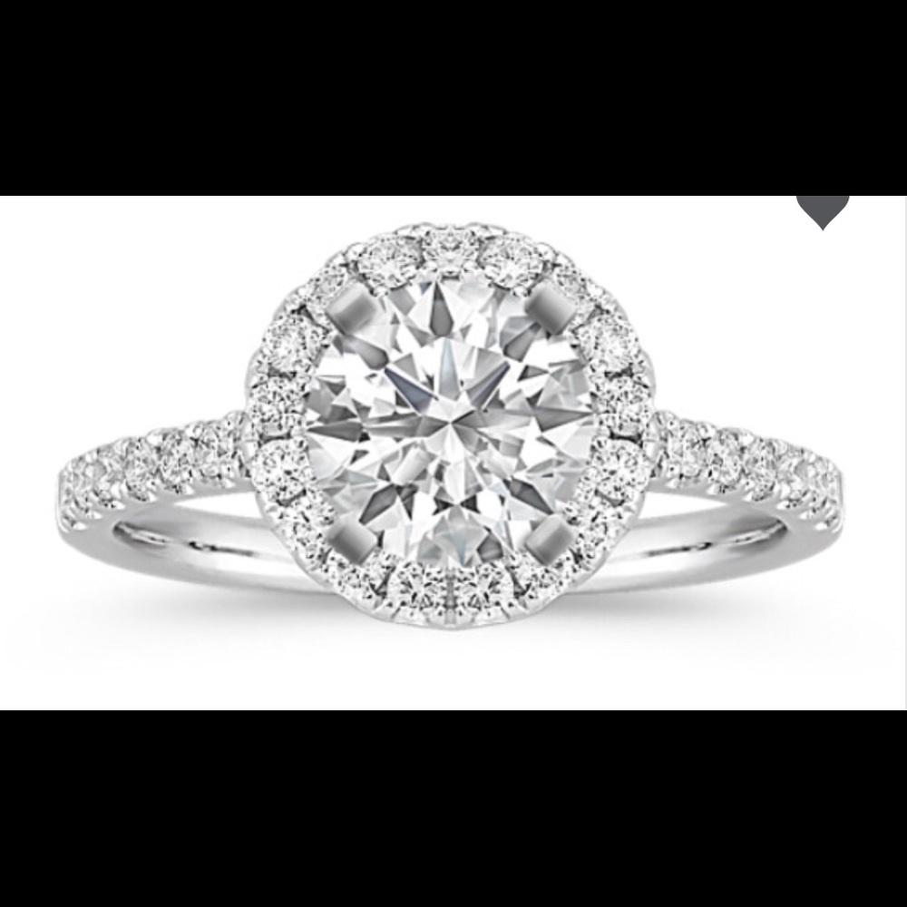 Engagement ring - Picture 4 of 6